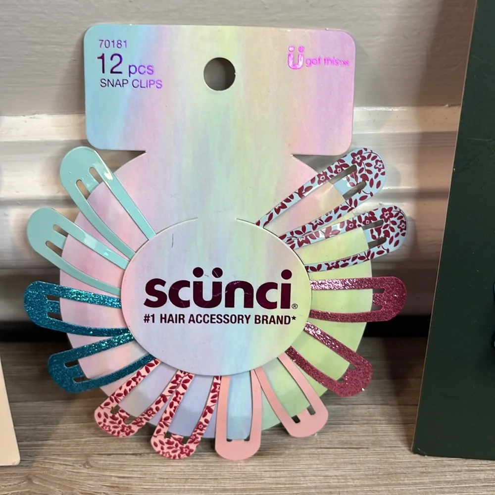 NWT Bundle of Hair Accessories